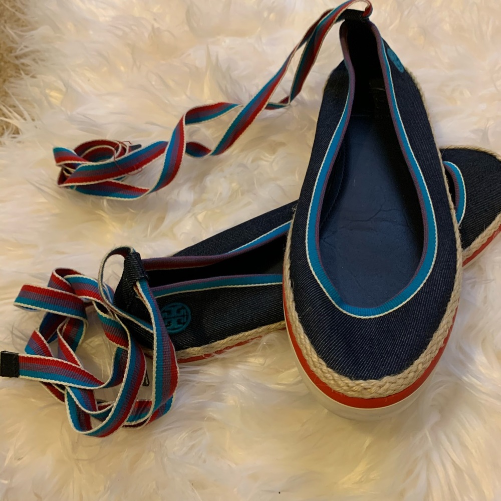 Tory Burch 3D Ballet Sneaker ๐ - Picture 5 of 5